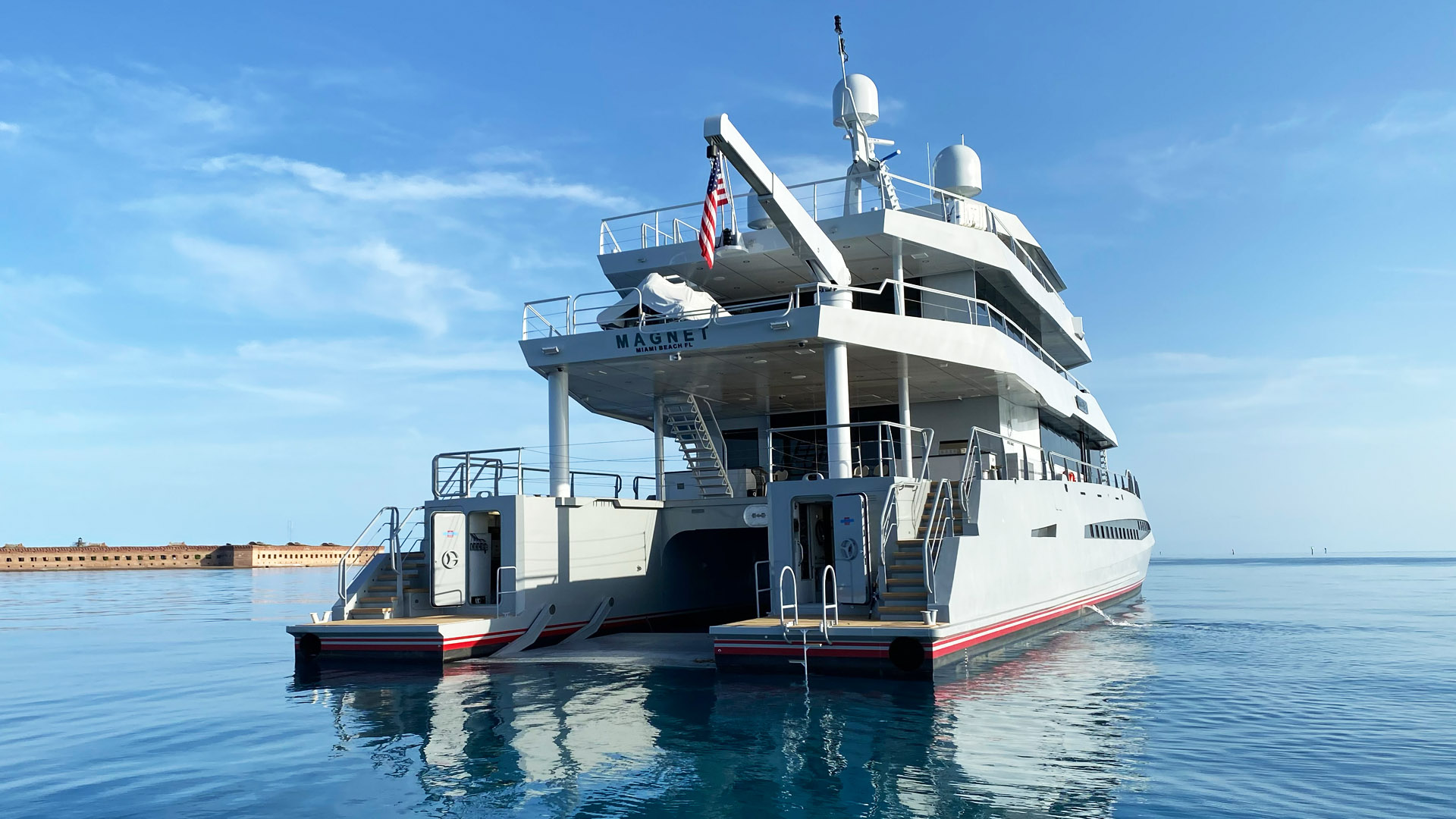 Yacht Metal Shark Yachts CHARTERWORLD Luxury Superyacht Charters